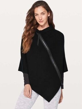 Lululemon On The Go Poncho